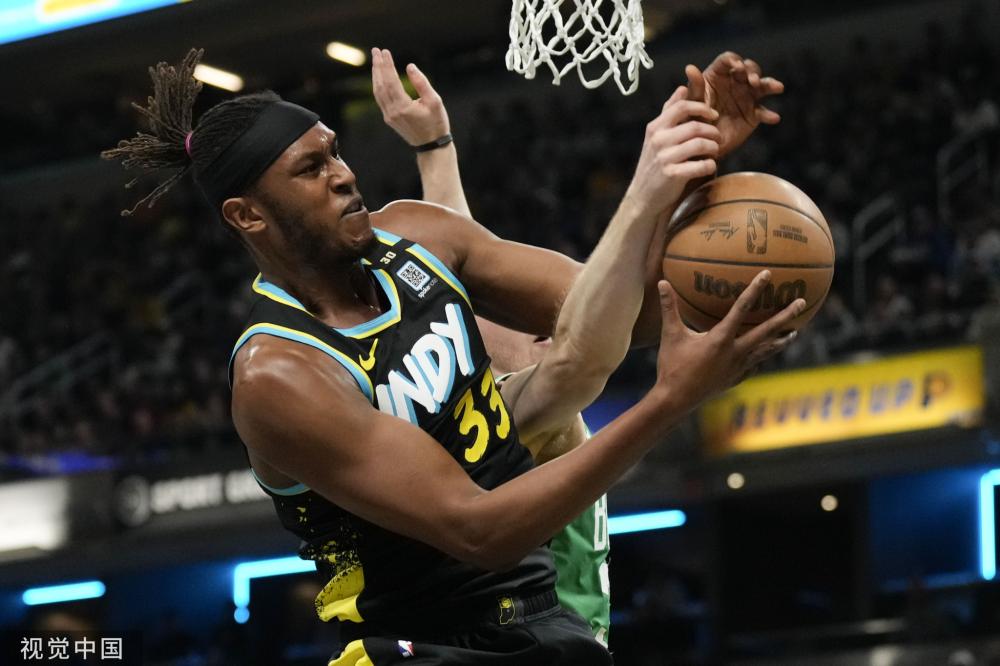 他试图通过 他试图通过