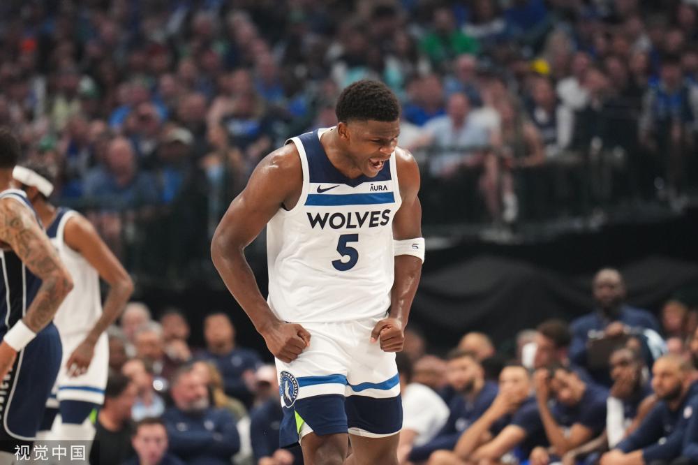 也带来了深 也带来了深